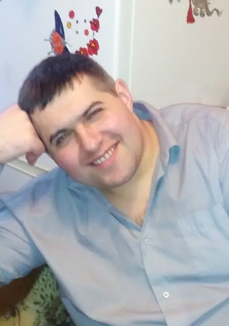 Максим из Жодино, мне 42, познакомлюсь на одну ночь