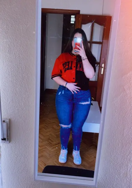 Chantal de Cáceres, busco en el sitio lío de una noche