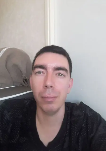 Я Julien Gom, 39, знакомлюсь в Париже