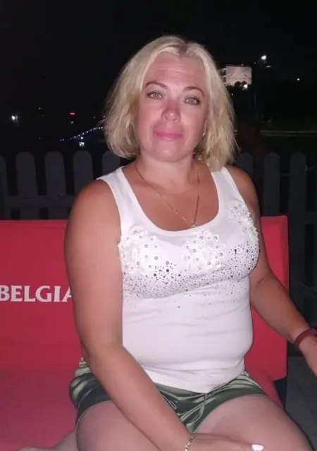 Оксана из Варшавы, мне 41, познакомлюсь