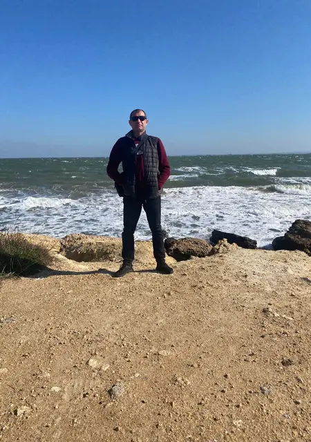 Алекс из Донецка, ищу на сайте знакомства на одну ночь