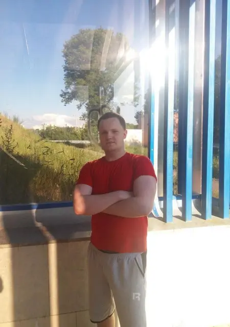 Я Александр, 31, знакомлюсь для постоянных отношений в Орше