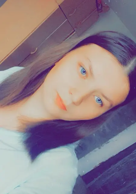 Moderated з Kamin-Kashyrskyi, мені 19 років, познайомлюсь для спілкування