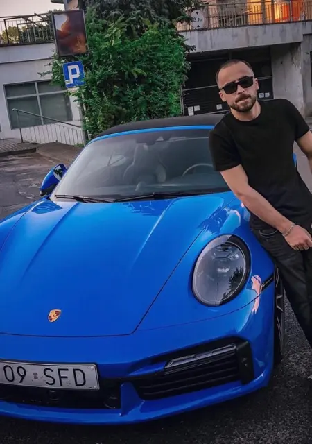 Давид из Кракова, ищу на сайте знакомства без обязательств