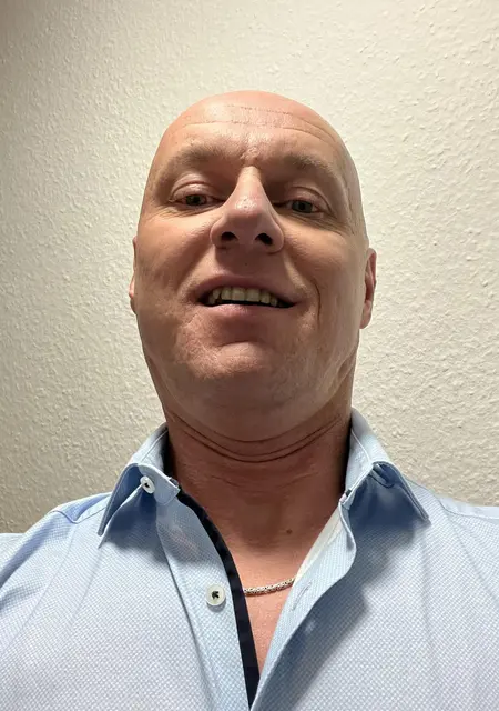 Я Oskar, 44, знакомлюсь для дружбы в Гамбурге