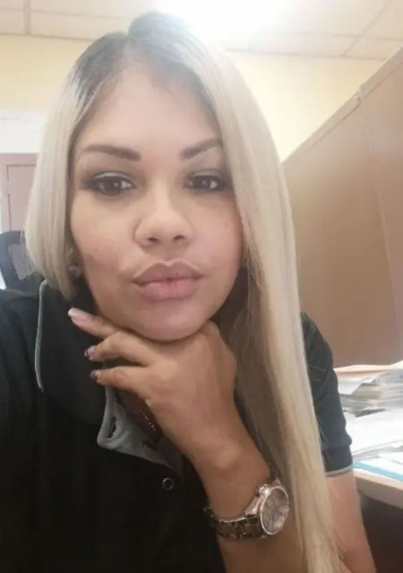 Suzzet из Берлина, мне 36, познакомлюсь