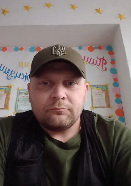 Я Дима, 45 років, знайомлюсь без зобов'язань у Городке