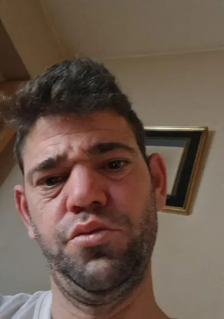 Miguel de Madrid, tengo 40 años, lista para conocer para relación sin ataduras