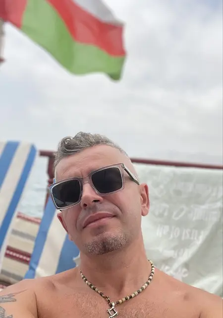 Дмитрий из Бодрум, мне 46, познакомлюсь для дружбы