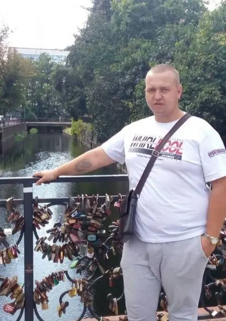 Я Ярик, 33, знакомлюсь без обязательств в Константиновке