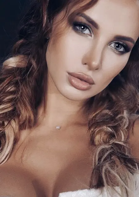 Лиза из Мадрида, мне 35, познакомлюсь для постоянных отношений