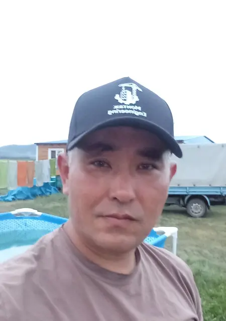 Я Руслан, 40, из Астаны, ищу знакомство для открытые отношения