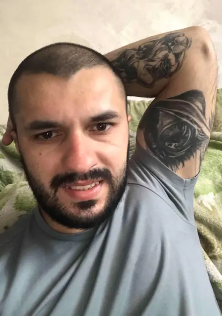 Я Адам, 28 років, знайомлюсь на одну ніч у Івано-Франківську