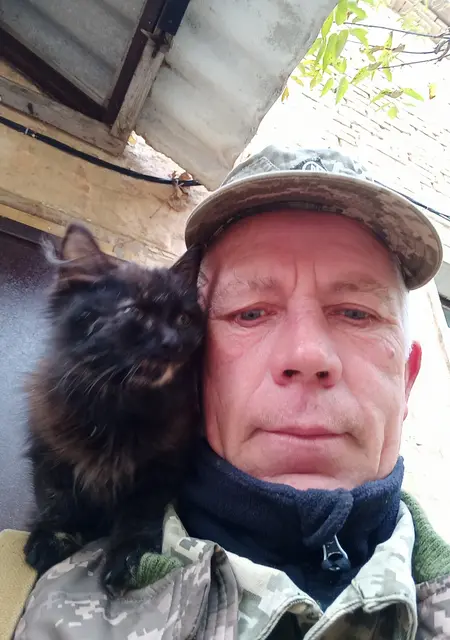 Я Александр, 59 років з Миколаєва, шукаю знайомства без зобов'язань