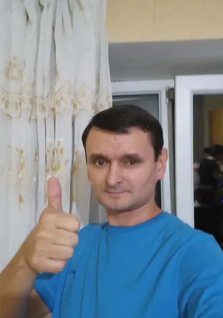 Я Сергей, 50 років з Одеси, шукаю знайомство для спілкування