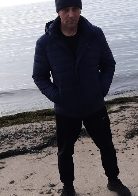 Юрий из Бердянска, ищу на сайте знакомства без обязательств