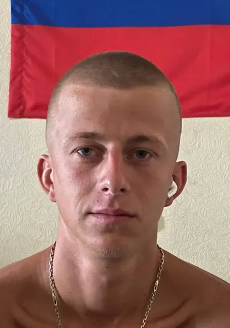 Владислав з Маріуполя, мені 22 років, познайомлюсь на одну ніч