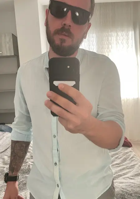 Я Александр, 35, из Анкары, ищу знакомство для совместных путешествий