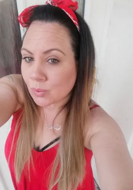 Kylie из Лондона, мне 38, познакомлюсь