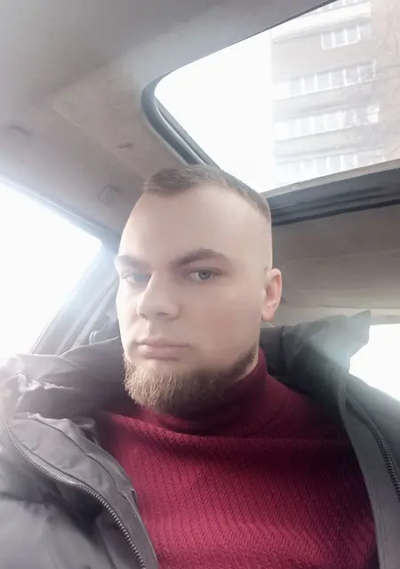 Арсений з Донецька, мені 29 років, познайомлюсь для вірт