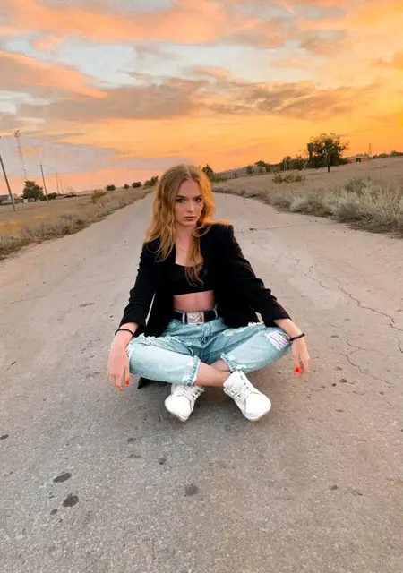 Оксана з Гайсин, шукаю на сайті приємне проведення часу