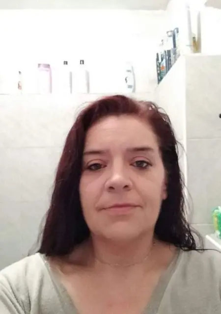 Veronika из Праги, мне 45, познакомлюсь