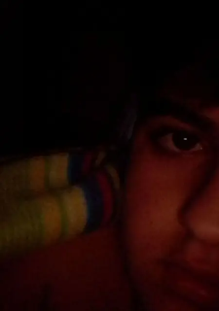 Soy Javier, 19 años de Madrid, busco conocer gente