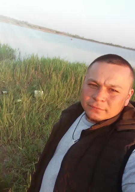 Ленар из Стаханова, мне 33, познакомлюсь на одну ночь