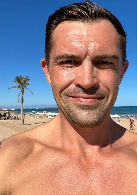 Soy Dima, 42 años, conociéndome para relación a largo plazo en Madrid