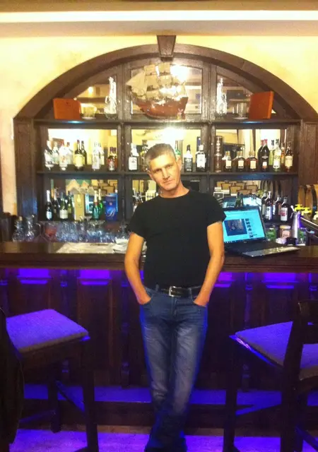 Дмитрий з Черкас, шукаю на сайті знайомства на одну ніч