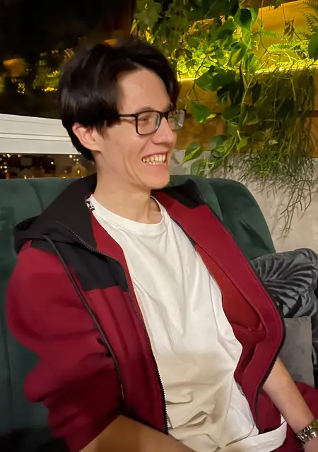 Я Олексій, 24 років з Вінниці, шукаю знайомства без зобов'язань