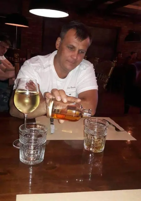 Я Анатолій, 53 років, знайомлюсь без зобов'язань у Кривому Розі