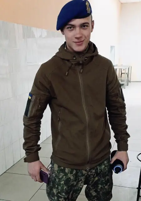 Я Александр, 22, знакомлюсь без обязательств в Кривом Роге