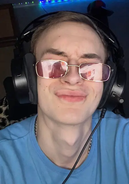 Я Сергей, 19 років з Berezan, шукаю знайомство для постійних стосунків