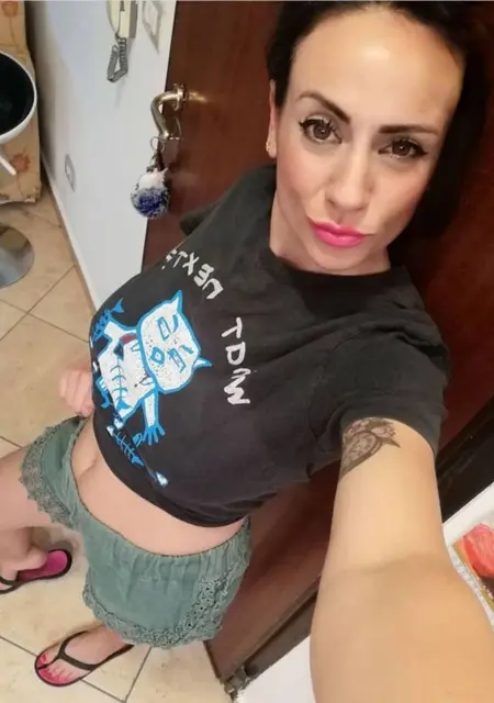 Я Adele, 29, знакомлюсь в Риме