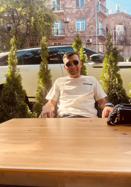 Я Margaryan, 27, знакомлюсь для постоянных отношений в Ереване