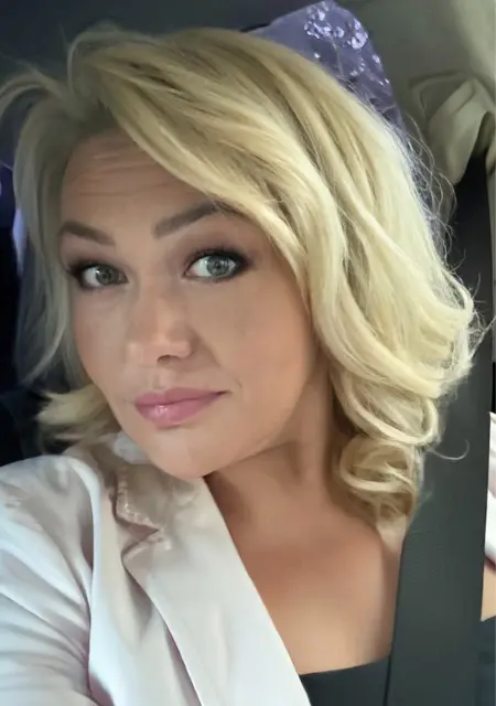 Анна из Вены, мне 40, познакомлюсь на одну ночь