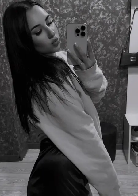 Julia из Борисова, мне 18, познакомлюсь для общения