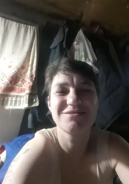 Я Яна, 40, из Днепра, ищу знакомства без обязательств