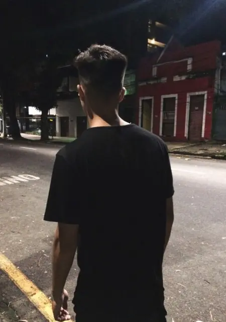 Андрій з Івано-Франківська, мені 23 років, познайомлюсь на одну ніч