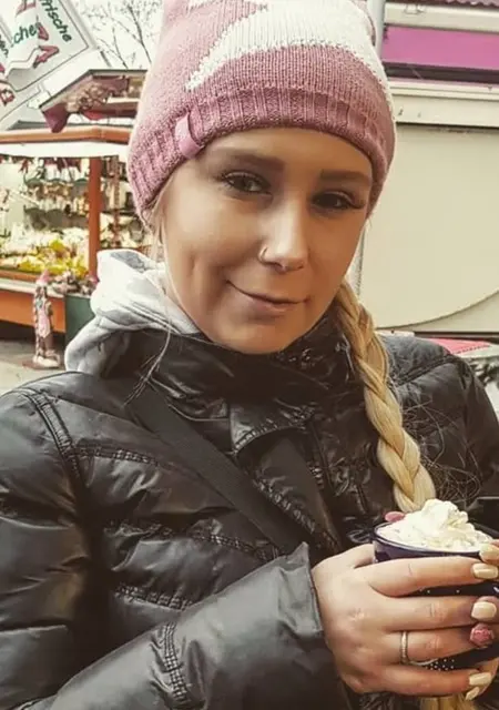 Ange из Парижа, ищу на сайте открытые отношения