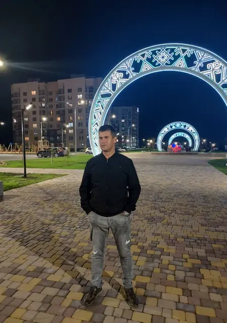 Александр из Дружковки, ищу на сайте знакомства без обязательств