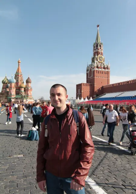 Антон из Макеевки, ищу на сайте открытые отношения