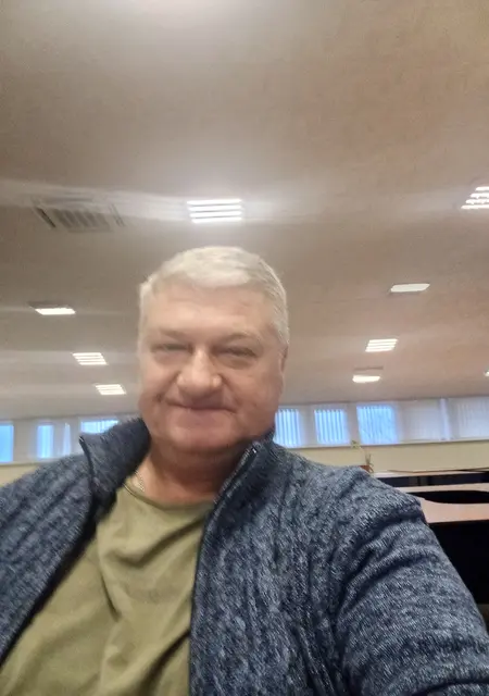 Я Саша, 52, из Бердянска, ищу знакомства без обязательств