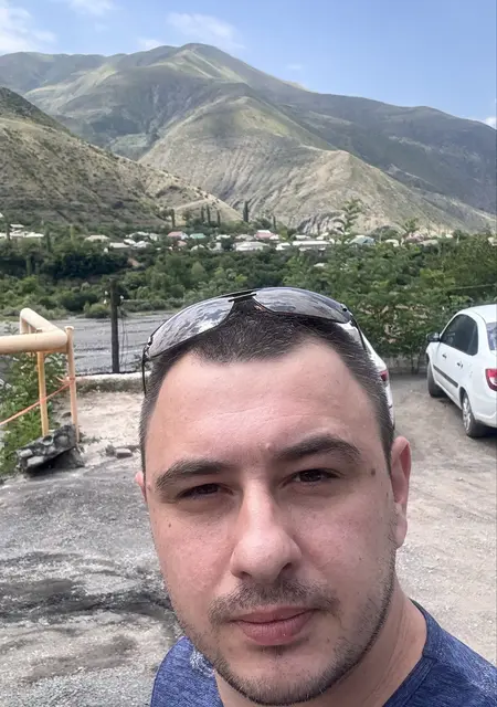 Максим из Шарм-эль-шейха, ищу на сайте дружбу