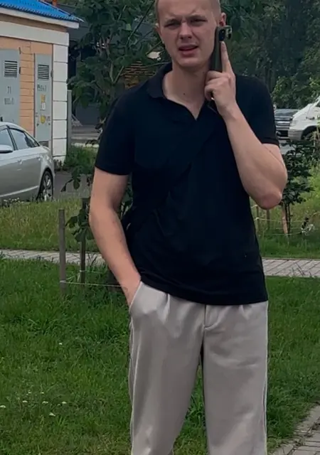 Инокентий из Гомеля, мне 19, познакомлюсь на одну ночь