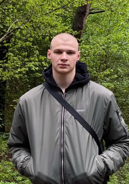Viktor из Витебска, ищу на сайте общение
