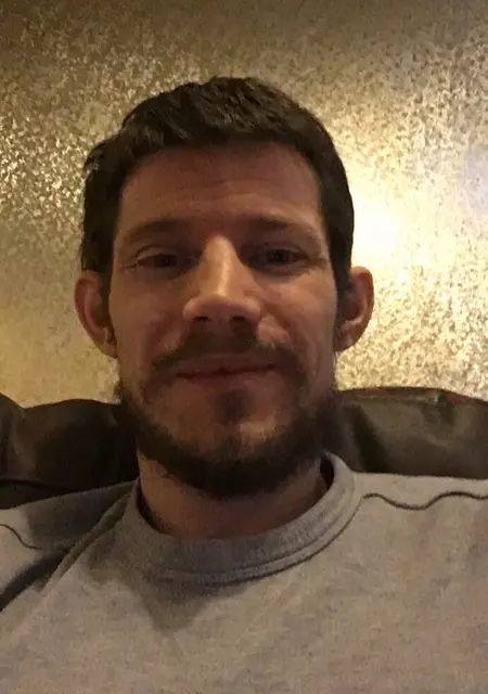 Я James, 25, знакомлюсь для постоянных отношений в Ливерпуле