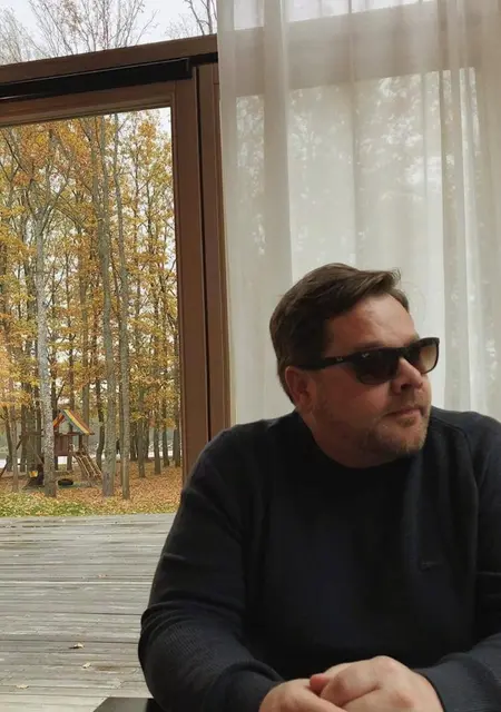 Incognito из Риги, мне 42, познакомлюсь для совместных путешествий