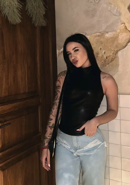 Анаа з Києва, шукаю на сайті приємне проведення часу